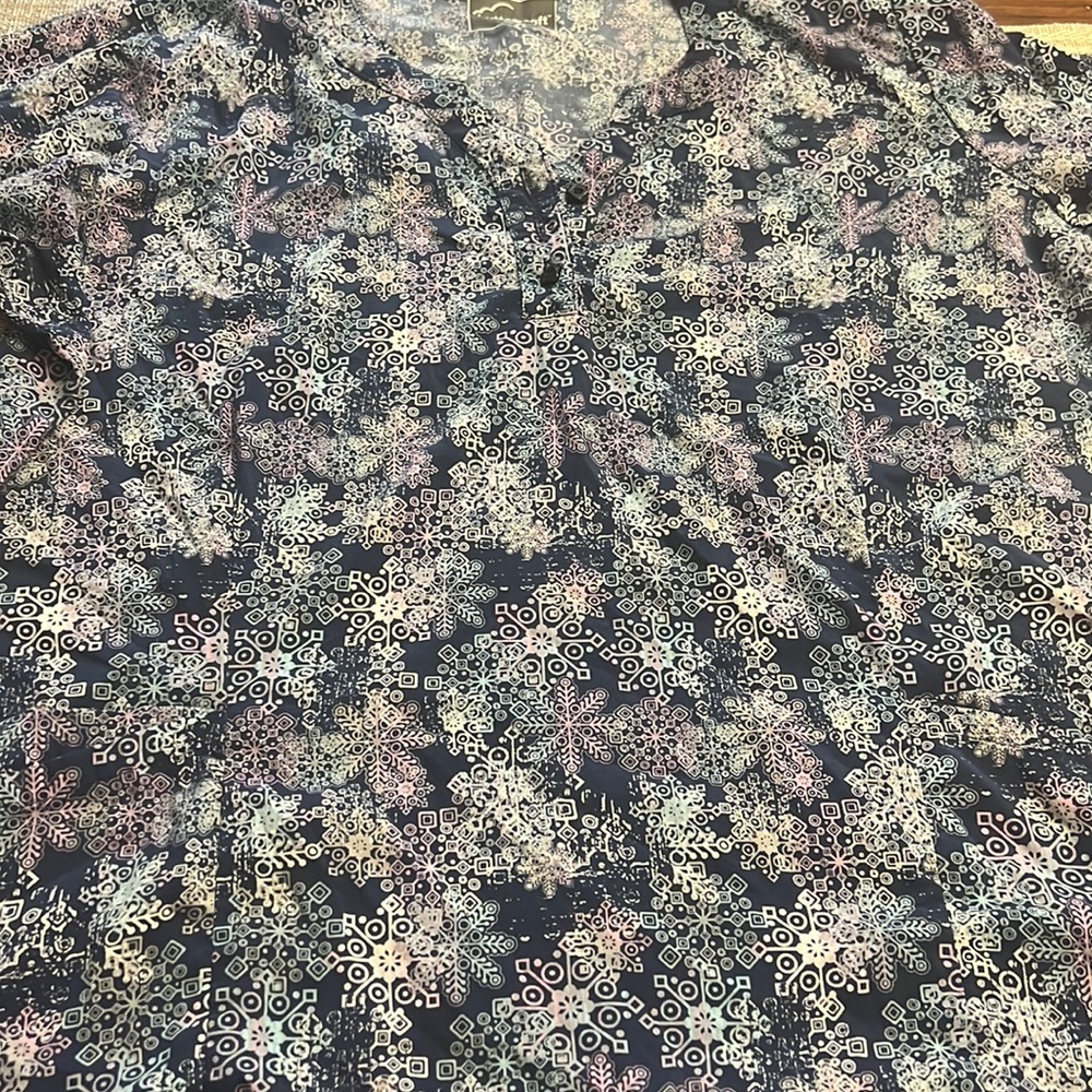Butter-soft XL 3/4 sleeved scrub top